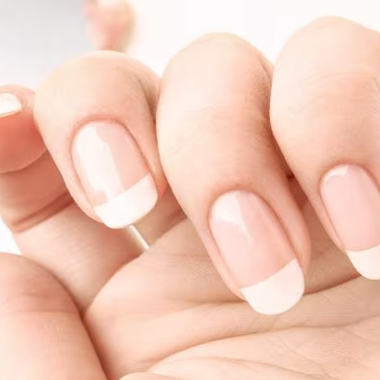 💅 Alus- ja pealislakk Kiiresti kuivav 2-in-1